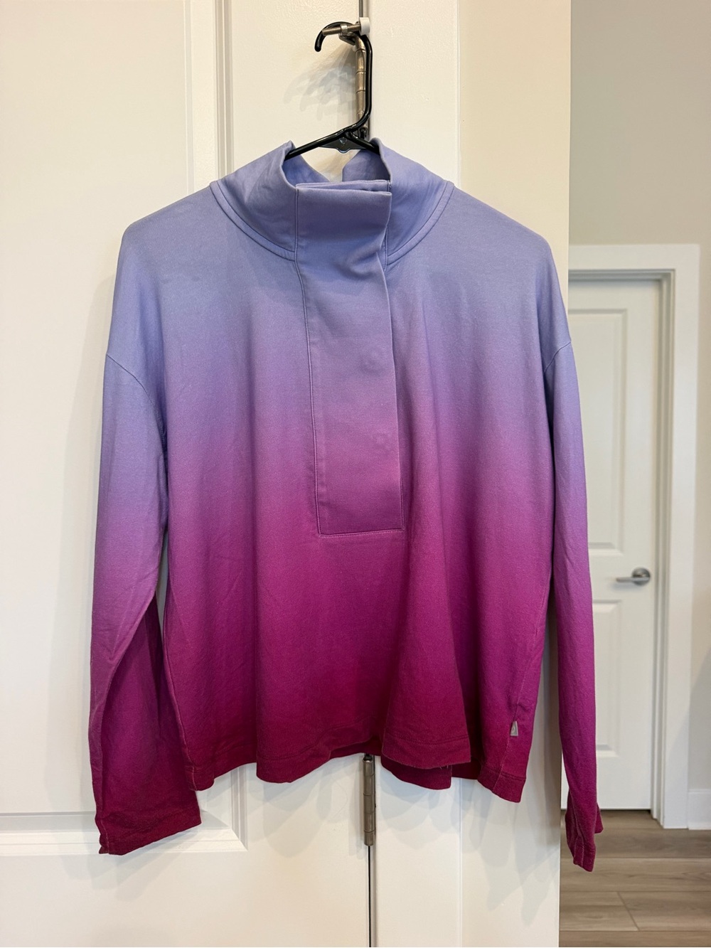 T by Talbots Ombre Purple Pink Pullover Sweatshirt Top Size LP